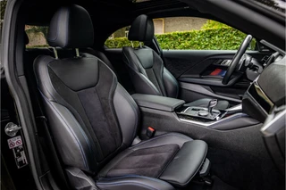 BMW 2 Serie Coupé M240i xDrive High Executive  Milltek Schuifdak Harman Kardon / 13