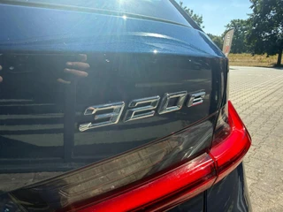 BMW 3-serie Touring 320e High Executive *Laser Koplampen* / 41