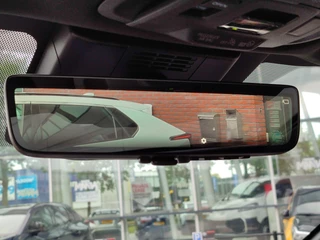 Toyota bZ4X Touring EXECUTIVE AWD 75 kWh NIEUW! PANODAK JBL-AUDIO 1500KG TREKGEW LM-VELGEN 20" 4S-BANDEN STOELVERW/KOELING STUURVERW BLIND SPOT WARMTEPOMP EL-ACHTERKLEP / 33