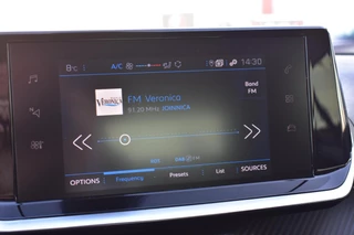 Peugeot 2008 1.2 PureTech Active Pack | Airco | Cruise | Apple Carplay/Android Auto| / 21