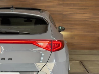 CUPRA Formentor 1.5 TSI Business Exclusive Paint | Pano | Winterpakket | Cruise adaptief | 19 Inch | Matrix Led | Virtual | / 39