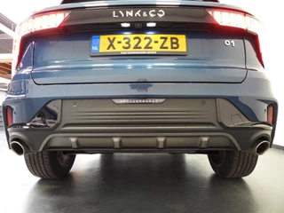 Lynk & Co 01 1.5 PHEV Plug-In ZWARTE HEMEL/360CAM/SCHUIFDAK/LED/20"LMV! / 38