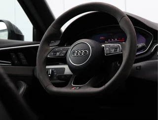 Audi A4 Avant RS4  | RS Dynamic | Pano | B&O | Massage / 28