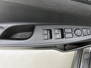 Hyundai Tucson 1.6 T-GDi Comfort 4WD | Trekhaak | Schuifdak | Camera | Stoelverwarming | / 31