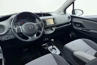 Toyota Yaris 1.5 Hybrid Aspiration | Navigatie | Achteruitrijcamera | Climate Control | Cruise control | Verw. buitenspiegels / 4