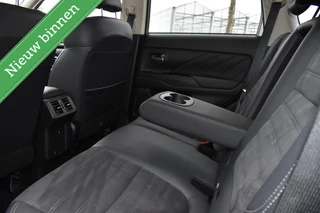 Mitsubishi Outlander 2.4 PHEV Plug in CAMERA/ANDROID CARPLAY/PDC/HALF LEDER/ETC.! / 17