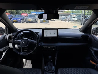 Toyota Yaris 1.5 Hybrid Executive APPLE/ANDROID AUTO LM-VELGEN CLIMA PARK-SENSOR / 8
