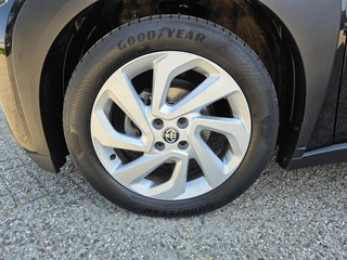 Toyota Aygo X 1.0 VVT-i MT first AD-CRUISE APPLE/ANDROID DONKERE RAMEN LM-VELGEN DAB+ NL-AUTO / 9