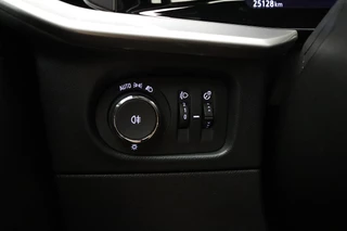 Opel Mokka 1.2 Turbo Hybrid GS | Apple Carplay/Android Auto | Electromic Climate Control | Navigatiesysteem |  Cruise Control | Massage stoelen | / 28