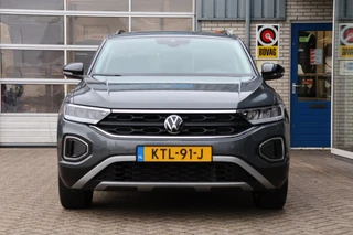 Volkswagen T-ROC 1.0 TSI Edition Stoelverwarming Lane-assist / 12