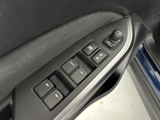 Suzuki Vitara 1.4 Style Smart Hybrid Automaat Panoramadak | €2.000,- + €750,- voorraadkorting! / 19