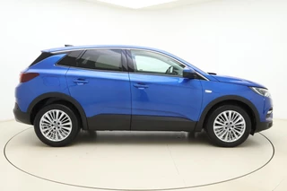 Opel Grandland X 1.2 Turbo Business Executive | Electrische achterklep | Navigatie | Camera | Half lederen bekleding | DAB radio | Apple Carplay | Extra getint glas / 10