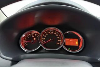 Dacia Sandero 1.0 SCe Laureate / 25