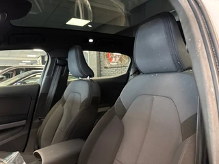 Polestar 2 Long Range Single Motor 78 kWh/pano/trekhaak/harman kardon/memory / 12