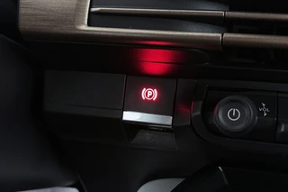 Lancia Ypsilon 1.2 Turbo Hybrid 110pk / 33