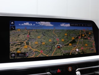 BMW 3 Serie 320i High Executive Edition  | Schuifdak | Leder | Camera | Org. NL / 36