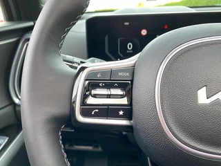 Kia Sorento 1.6 T-GDi Plug-in Hybrid 4WD ExecutiveLine 7p | Bel voor info | 253 pk | Head-up display | Nu €3000 Inruilpremie! / 17