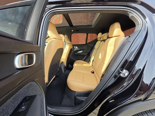 Volvo XC40 1.5 T4 Recharche Inscription | SOH 99%! | Panoramadak | Harman/Kardon | Leder | Camera | Navigatie | Cruise Control / 8