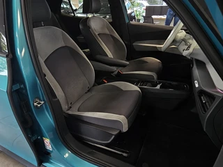 Volkswagen ID.3 First Plus 58 kWh Geen import | Trekhaak | Camera | SOH 92% / 20