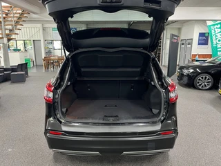 Nissan Qashqai 1.2 Tekna + / Nl auto / bose / 14