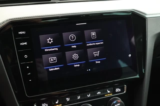 Volkswagen Passat Variant 1.5 TSI 150pk DSG 2x R-Line Panoramadak Leder Camera Stoelverwarming Virtual Cockpit / 23
