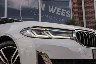 BMW 5-serie Touring 540i xDrive High Executive Luxury-Line | 1e eigenaar | Achterasbesturing | Cruise control adaptief | Apple carplay | Adaptief LED | DAB | Panoramadak | HiFi audio / 53