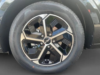 Kia Niro 1.6 GDi Hybrid DynamicPlusLine | Navigatie | Climate control | Leren bekleding | Stoel +Stuur verwarming | Elektrische achterklep / 22