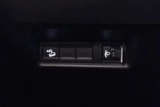 Jeep Avenger 1.2 e-Hybrid Altitude JBL Keyless Elektrische Achterklep / 25