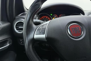 Fiat Punto Evo 0.9 TwinAir Racing 100pk | 5 Deurs | Airco | Parkeerhulp achter | Lichtmetalen Velgen | Bluetooth | Audio | Centrale vergrendeling / 19