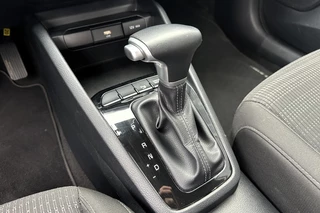 Kia Stonic 1.0 T-GDi MHEV Dyn L / 17