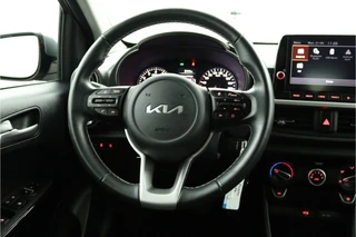 Kia Picanto 1.0 DPi DynamicLine  Navigatie - Achteruitrijcamera - Airco - Elektrische ramen - Bluetooth - Virena zekerheidspakket € 895,- / 32