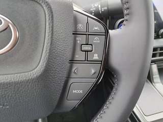 Toyota bZ4X Dynamic 73 kWh STOEL/STUURWIEL VERWARMING 360 CAMERA DRAADLOOS TEL. LADEN / 18