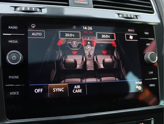 Volkswagen Golf 1.0 TSI Highline R-line  | Panoramadak | Camera | Virtual | LED / 52