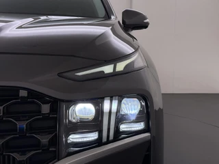 Hyundai Santa Fe 1.6 T-GDI PHEV Premium Sky 7p. APPLE CARP. | STOEL VENTILATIE/VERWARMING | 7 PERS | 360˚ CAMERA | HEAD-UP DISP. | / 19