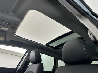 Suzuki Vitara 1.4 Style Smart Hybrid Automaat Panoramadak | €2.000,- + €750,- voorraadkorting! / 32