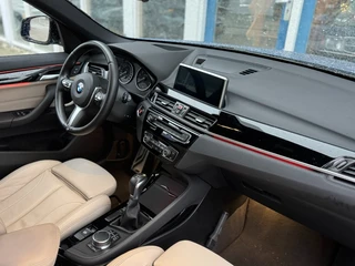 BMW X1 X1 sDrive20i High Executive M Sport I Automaat I HUD I LED I Stoelverw. I Sportstoel / 22