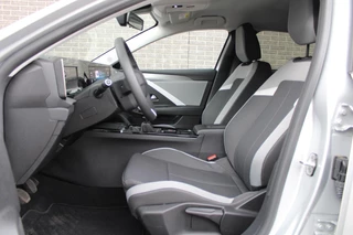 Opel Astra Sports Tourer 1.2 Level 2 Keyless Start, Cruise en Climate Control, Parkeersensoren Voor en Achter, Navigatie / 11
