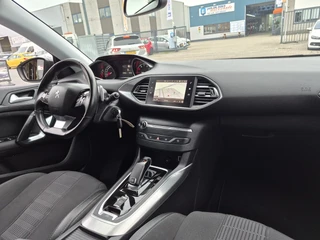 Peugeot 308 SW 1.2 PureTech Blue Lease Premium|Automaat|NAP / 15