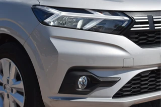 Dacia Sandero 1.0 TCe 90 Expression  | NL-Auto | 1e eigenaar | Carplay | Airco | Cruise Contr | DAB | Full LED | NAP / 8