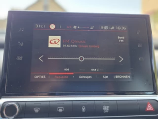 Citroën C4 Cactus 1.2 PureTech AUTOMAAT NAVI TEL LM CAMERA / 26