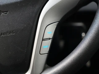 Hyundai ix20 1.4i i-Drive / 18