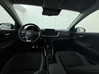 Kia Stonic 1.0 T-GDi MHEV GT-Line  Stoel/-Stuurwielverwarming - Achteruitrijcamera - Climate Control - Navigatie - Apple Carplay / Android Auto - Fabrieksgarantie tot 05-2031 / 35