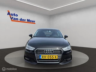 Audi A1  1.0 TFSI Design Pro Line / 10