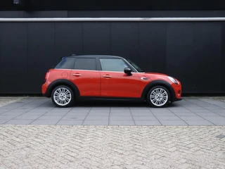 MINI 5-Deurs 1.5 Cooper Chili | AUT. | PANO-DAK | STOELVERW. | PDC | CRUISE | NAVI | APPLE CARPLAY | / 5