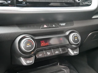 Kia Stonic 1.0 T-GDi MHEV DynamicPlusLine Cruise| Camera| Stoel vewarming / 11