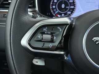 Jaguar F-PACE 2.0 P400e PHEV HSE VAN: 40.900,- VOOR: 38.877,- UW VOORDEEL: 2.023,- RIJKLAARPRIJS INCL 12 MND BOVAG GARANTIE| PANORAMA DAK | EL.STOELEN MET GEHEUGEN | HEAD UP | STOEL + STUUR VERWARMING | LEDER| 360 CAMERA / 35