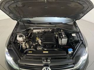 Volkswagen Golf Variant 1.0 TSI Comfortline Business Panoramadak Stoelverwarming LED DAB+ / 17