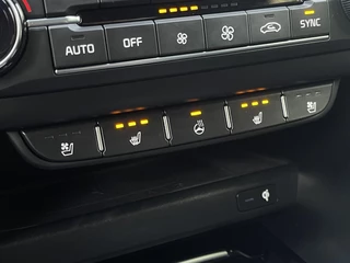 Kia Ceed 1.4 T-GDi ExecutiveLine | Trekhaak | Navi | Clima | Camera | JBL | Cruise Control / 26