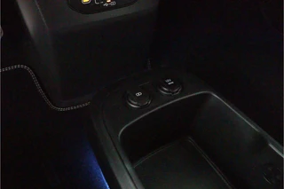 Kia EV6 GT-Line Business Edition 84 kWh  LED Matrix - Stoel-/Stuurverwarming - Elektr.bedienbare achterklep - Achteruitrijcamera - Fabrieksgarantie t/m 2033 / 59