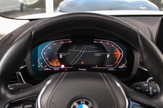 BMW 5-serie Touring 540i xDrive High Executive Luxury-Line | 1e eigenaar | Achterasbesturing | Cruise control adaptief | Apple carplay | Adaptief LED | DAB | Panoramadak | HiFi audio / 23